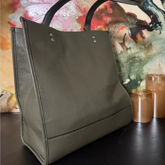 CoachOlive Green Leather Tote